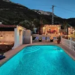 Maya 6 Villa *